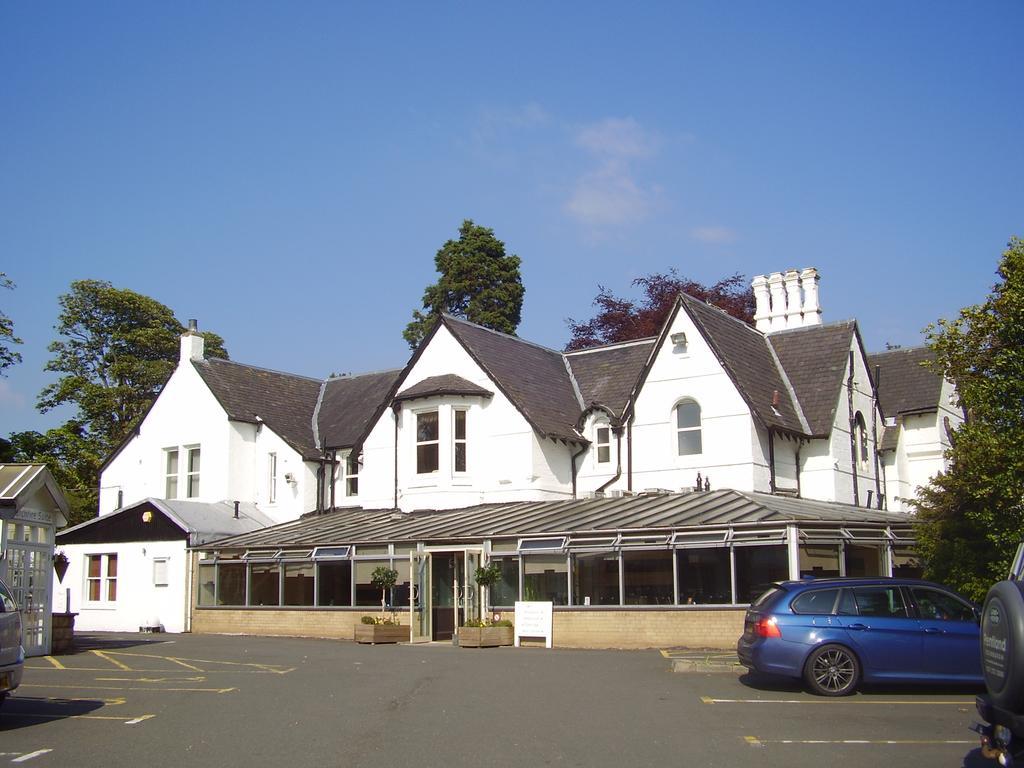 Kaim Park Hotel Bathgate Exteriör bild